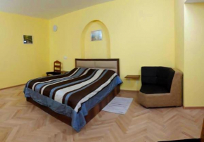 Room 1